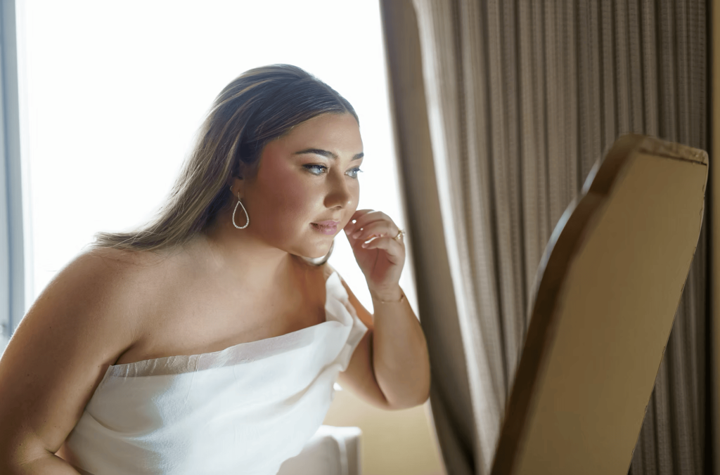 Magda Designs Beauty bride at wedding